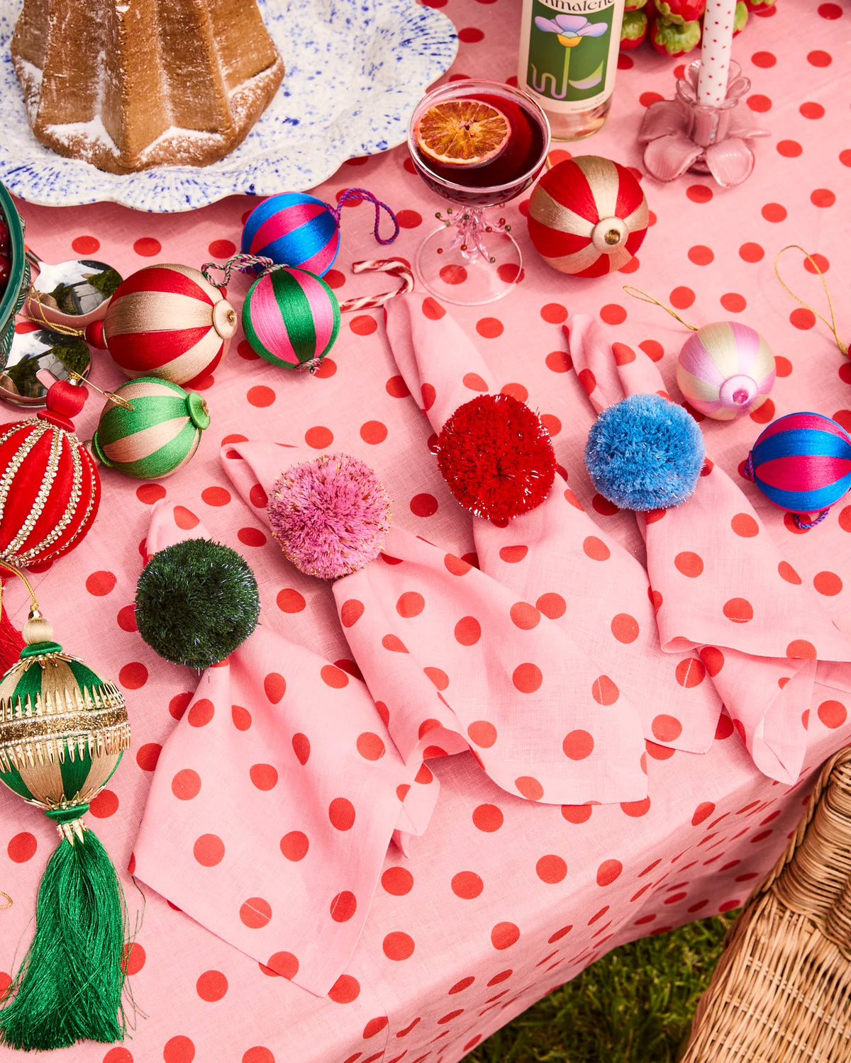 Merry Pom Pom Napkin Rings
