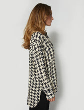 Load image into Gallery viewer, Presley Shirt Houndstooth