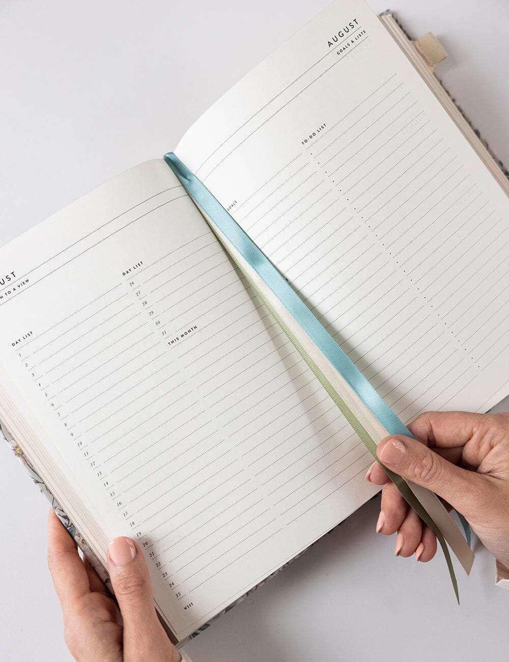 2026 Desktop Linen Bound Planner - Ivory Garden