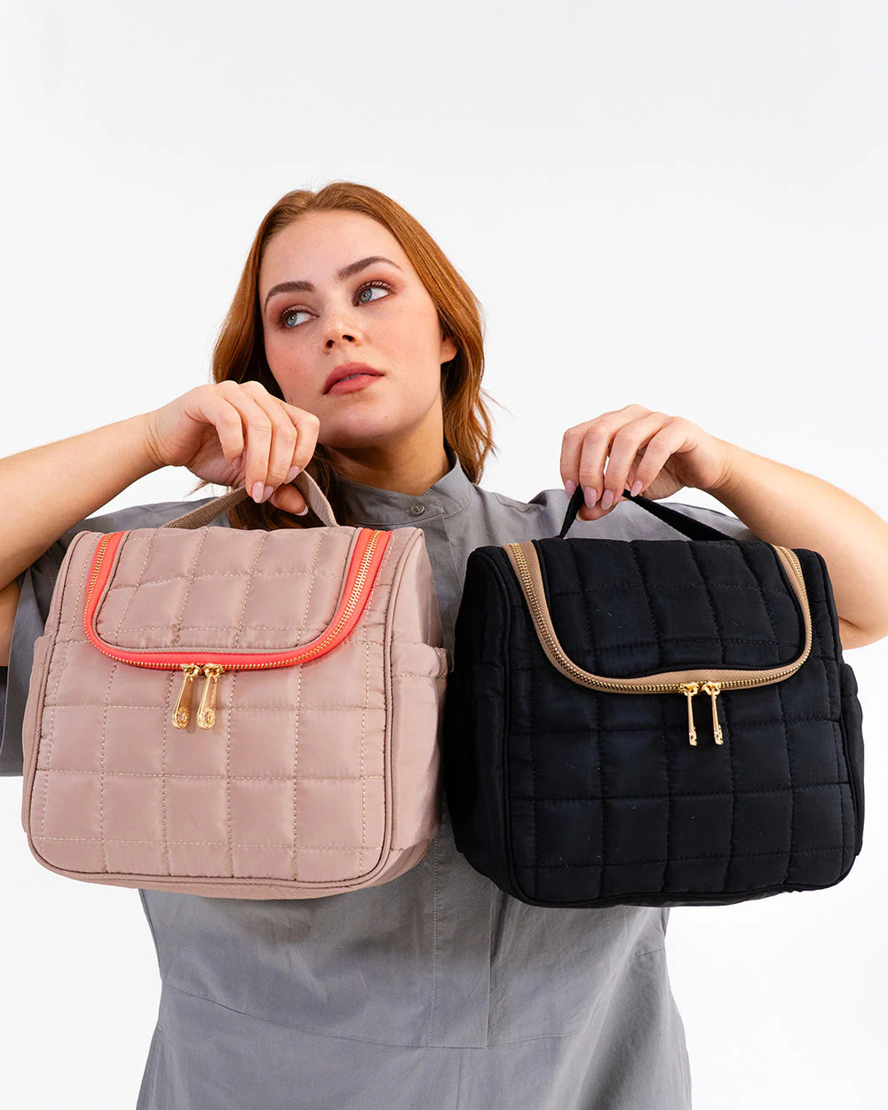 Essentials Bag - BLACK