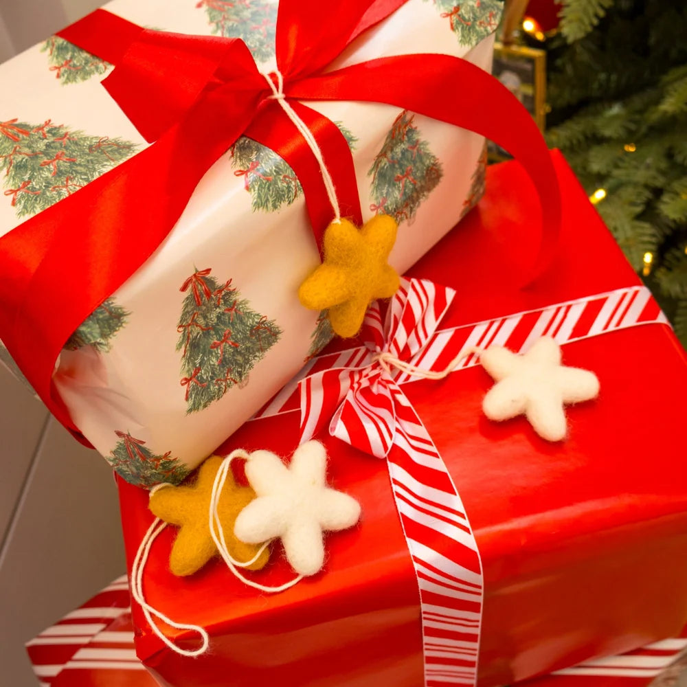 Felt Wool Star Ornament Set - Gold