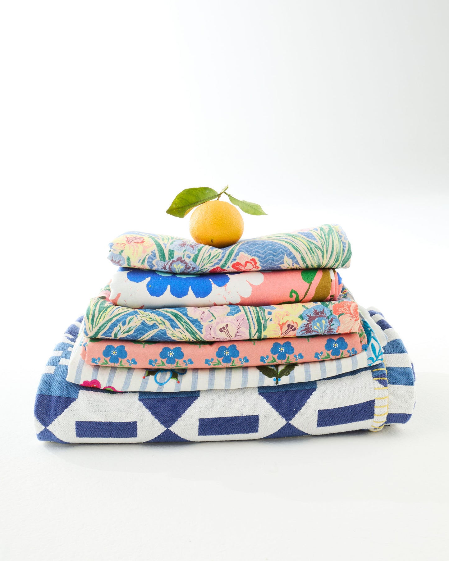 Kip & Co X Anna Spiro Tik Tak Woven Cushion (one size)