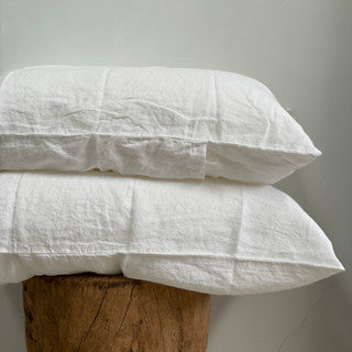 Basics White Linen Pillowcase Set