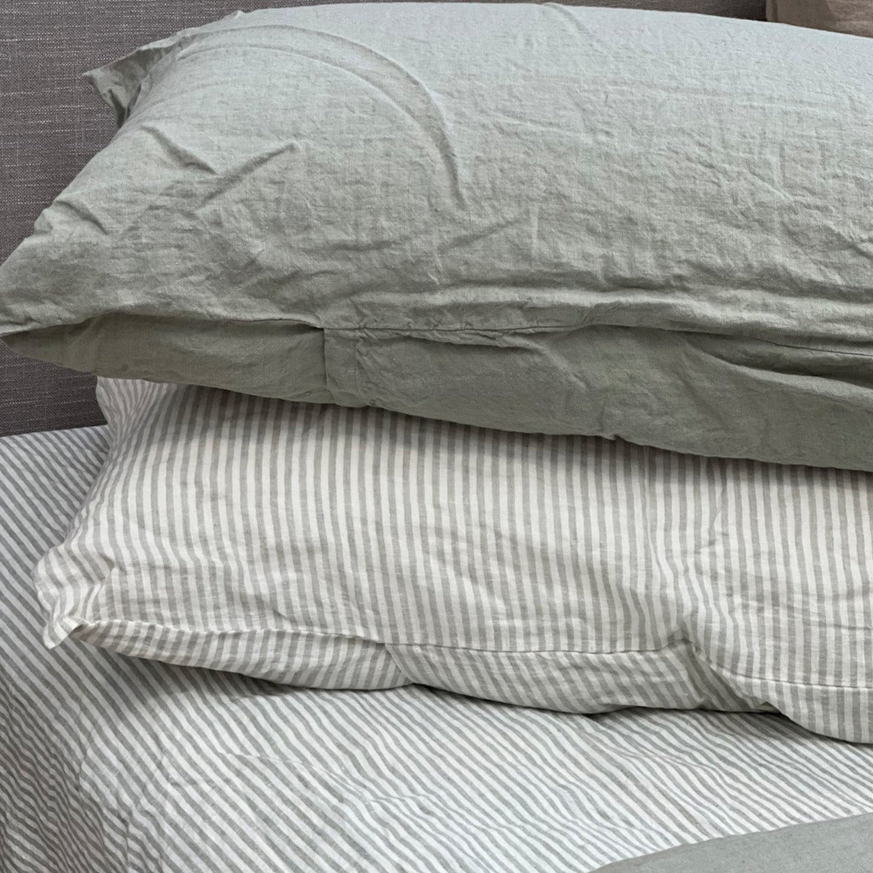Sage Green Plain Linen Pillowcase Set