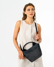 Load image into Gallery viewer, Miller Tote Black Weave