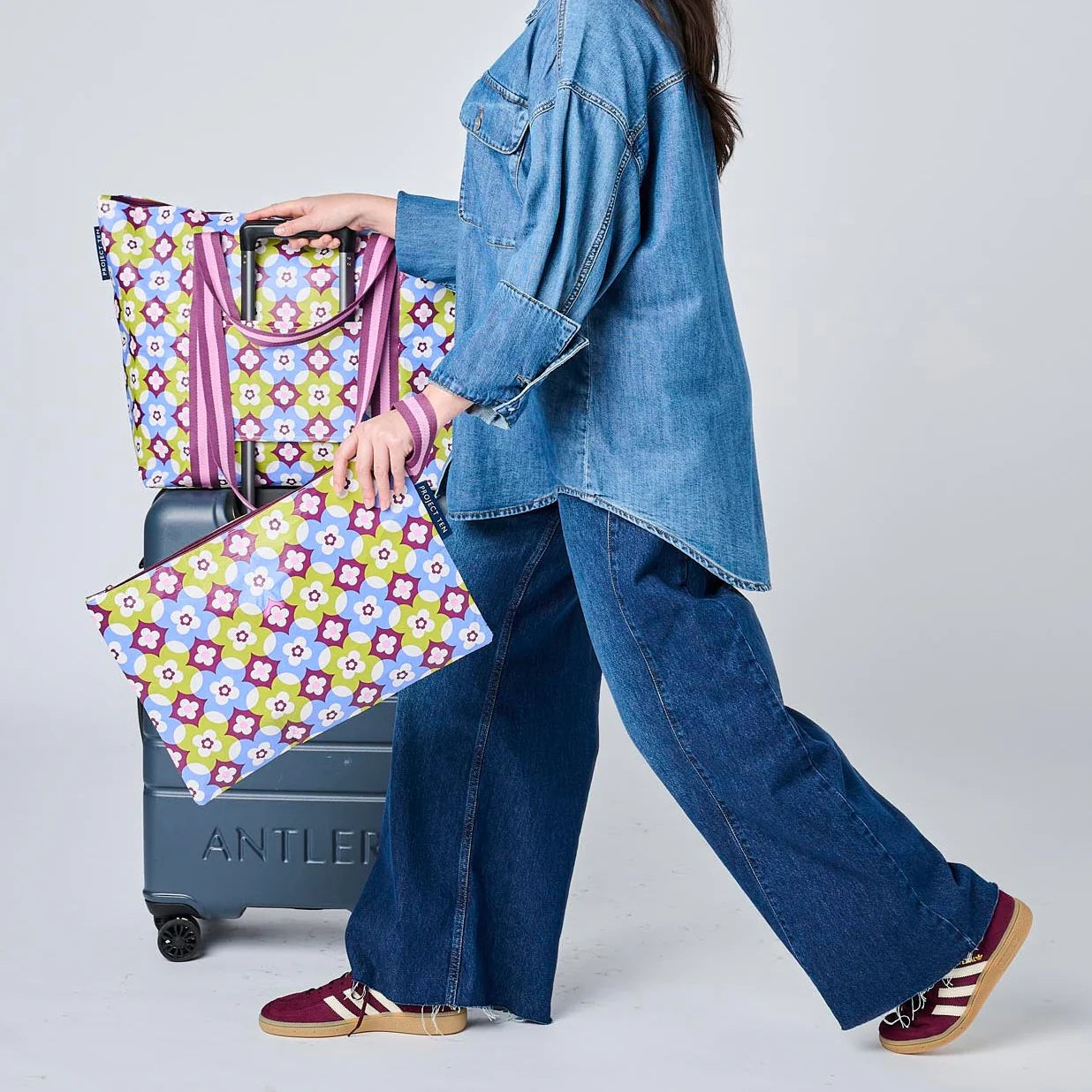 Zip Medium Tote - Mosaic
