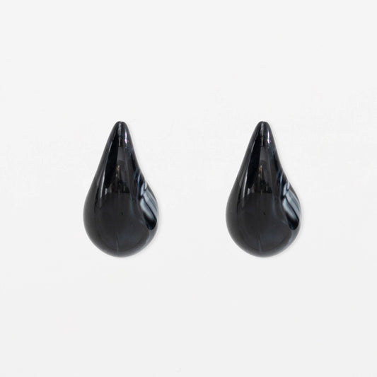 Tear Drop Black Earrings
