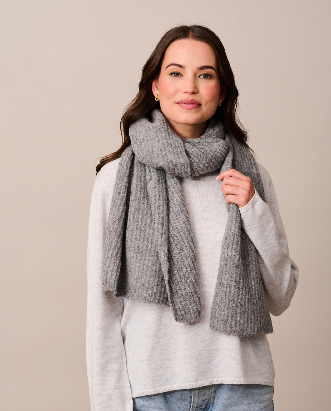 Grey Ribbed Scarf