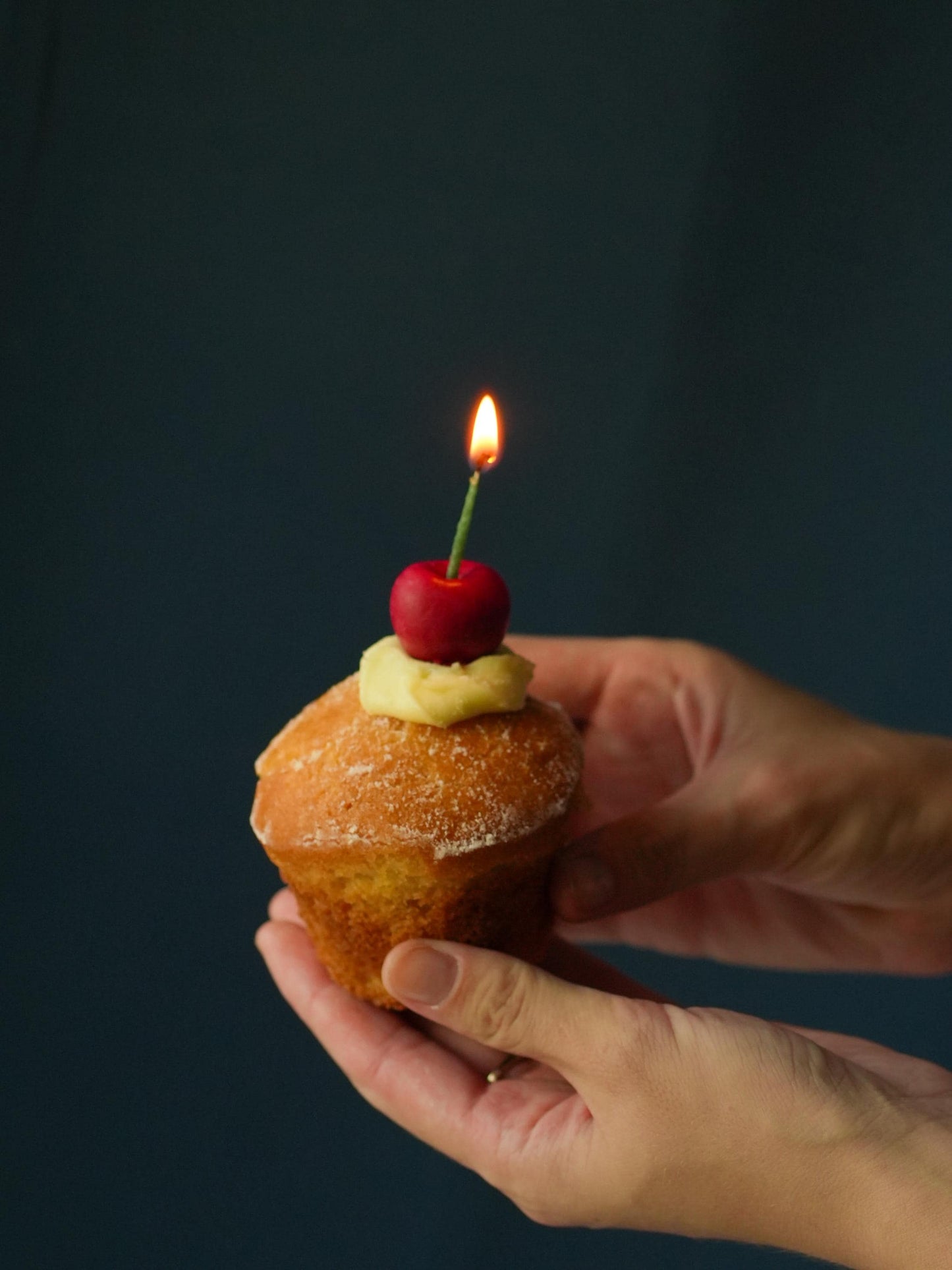 Cherry candles - set of 8 pieces